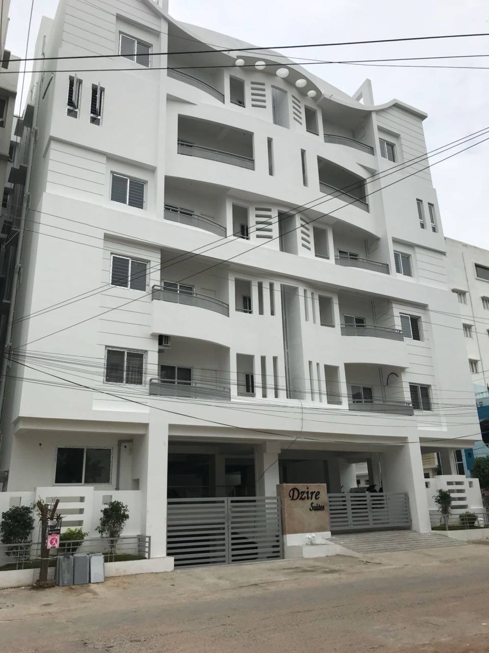 Dzire Suites